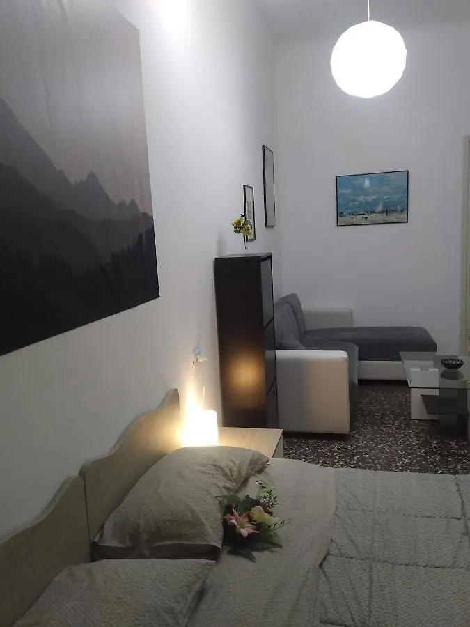 Appartamento Wow Home - 175 Mq - Posteggio Privato - Davanti Porto Traghetti - Fino A 10 Posti Letto Genova