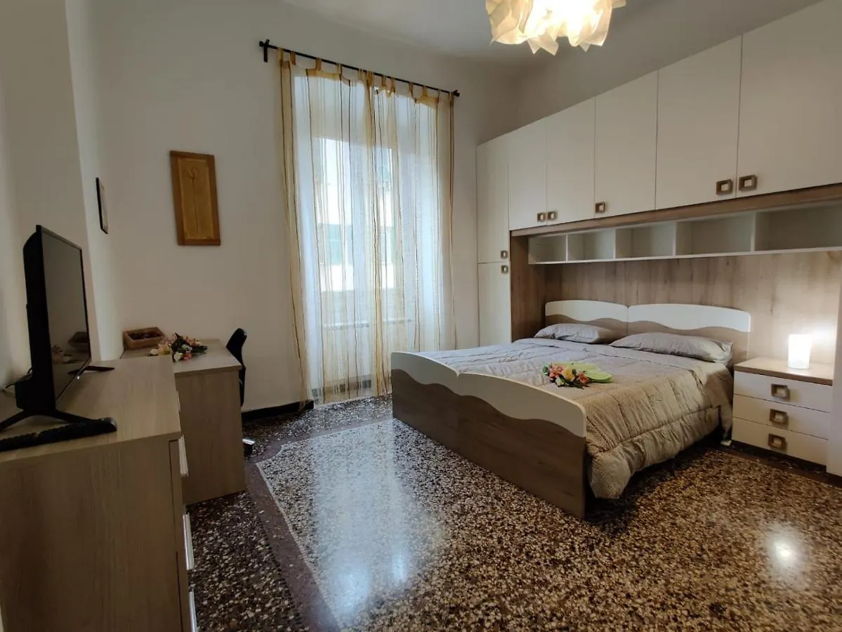 Wow Home - 175 Mq - Posteggio Privato - Davanti Porto Traghetti - Fino A 10 Posti Letto Genova