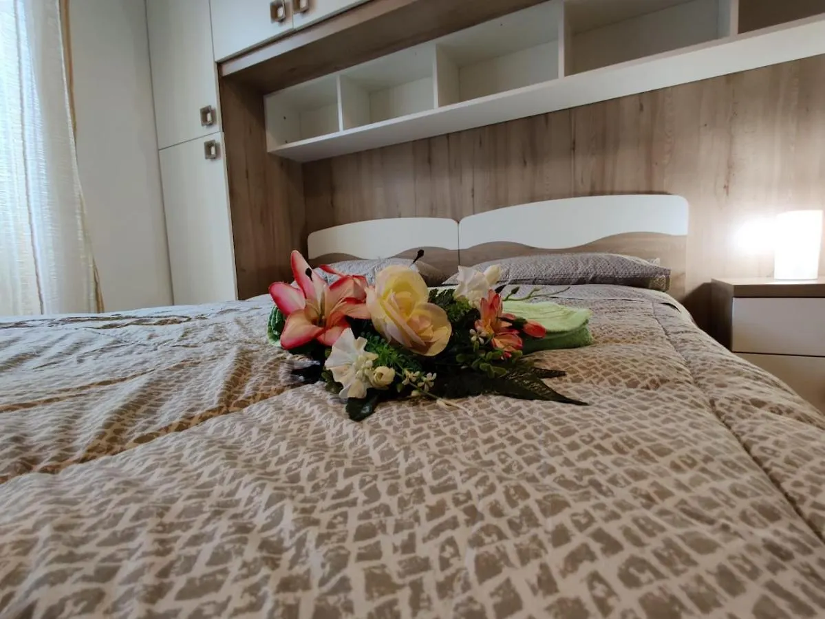 Appartamento Wow Home - 175 Mq - Posteggio Privato - Davanti Porto Traghetti - Fino A 10 Posti Letto Genova