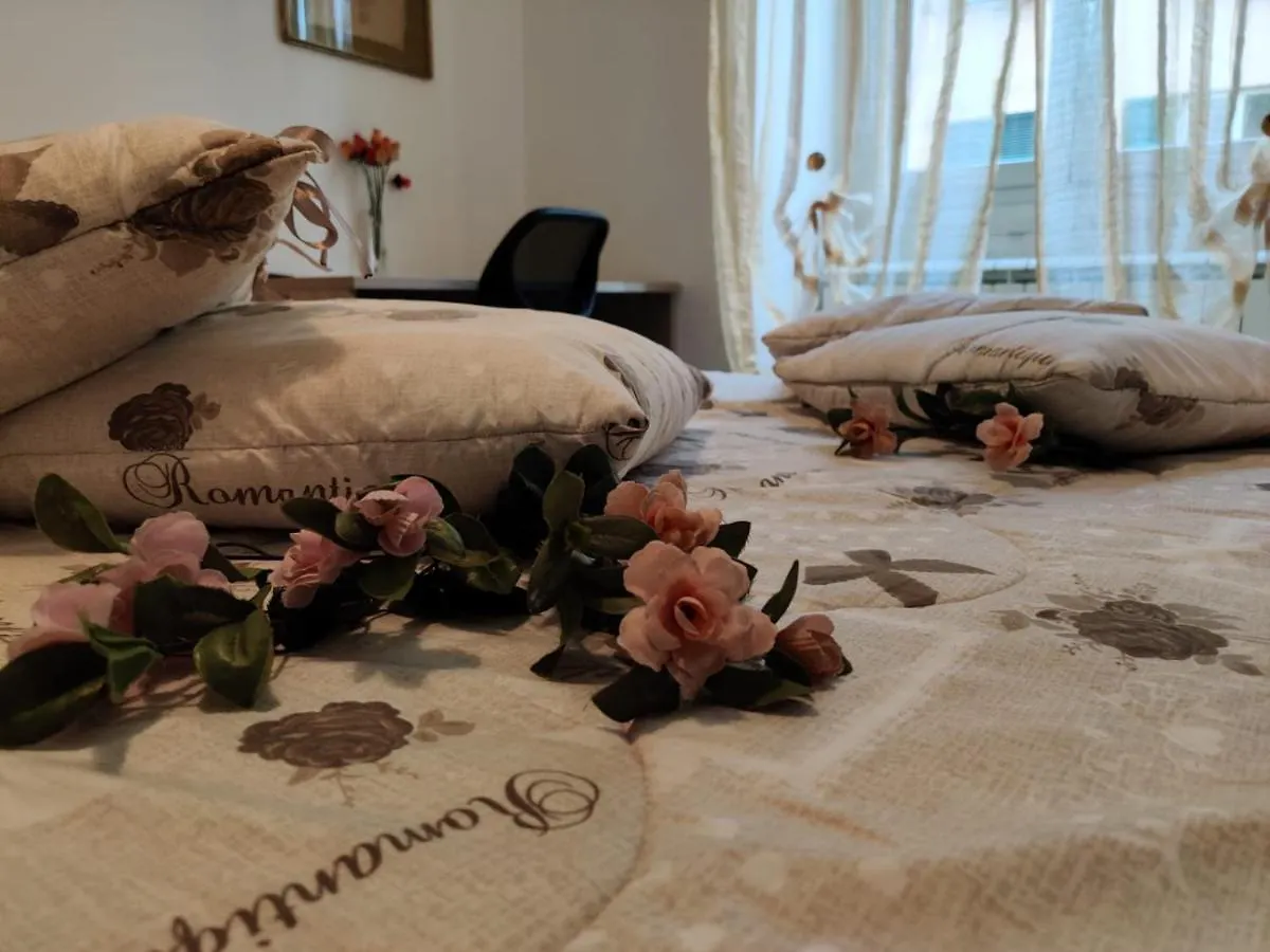 Appartamento Wow Home - 175 Mq - Posteggio Privato - Davanti Porto Traghetti - Fino A 10 Posti Letto Genova